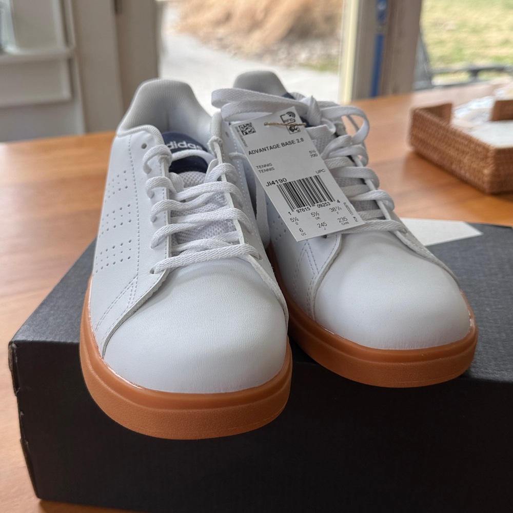 NWT boys adidas tennis shoes. Size 6 youth. - Picture 3 of 4